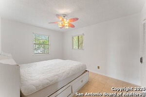 Building Photo - 6323 Forest Knoll St