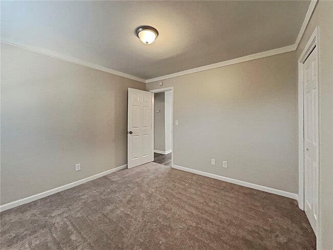 Building Photo - 5779 Hillside Dr NW