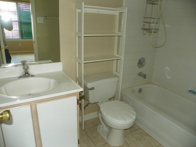 Building Photo - 509 Texas Ave