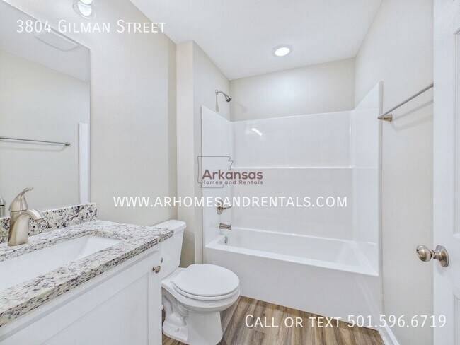 Building Photo - 3804 Gilman St