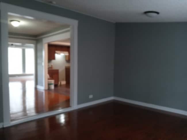 Building Photo - 2227 W Woodlawn Ave