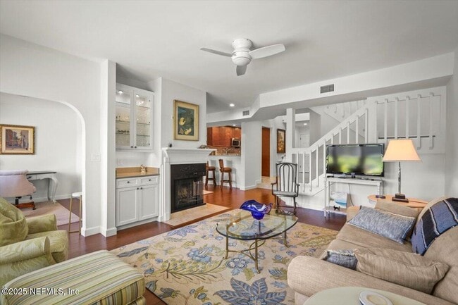 Building Photo - 106 Willow Pond Ln