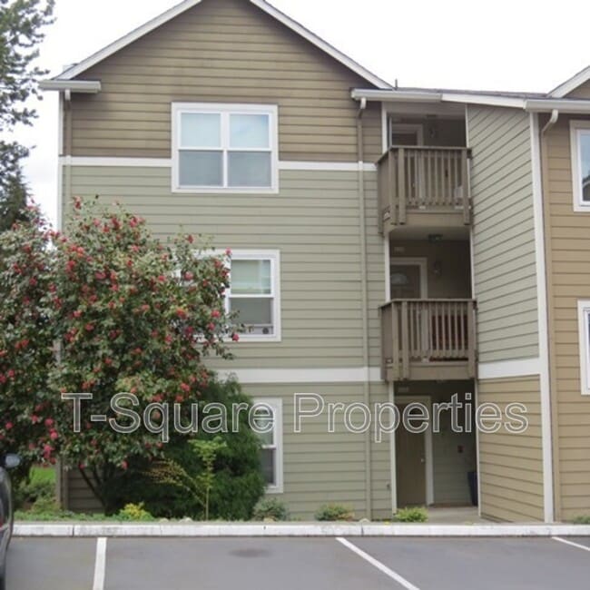 Building Photo - 8226 126th Ave NE