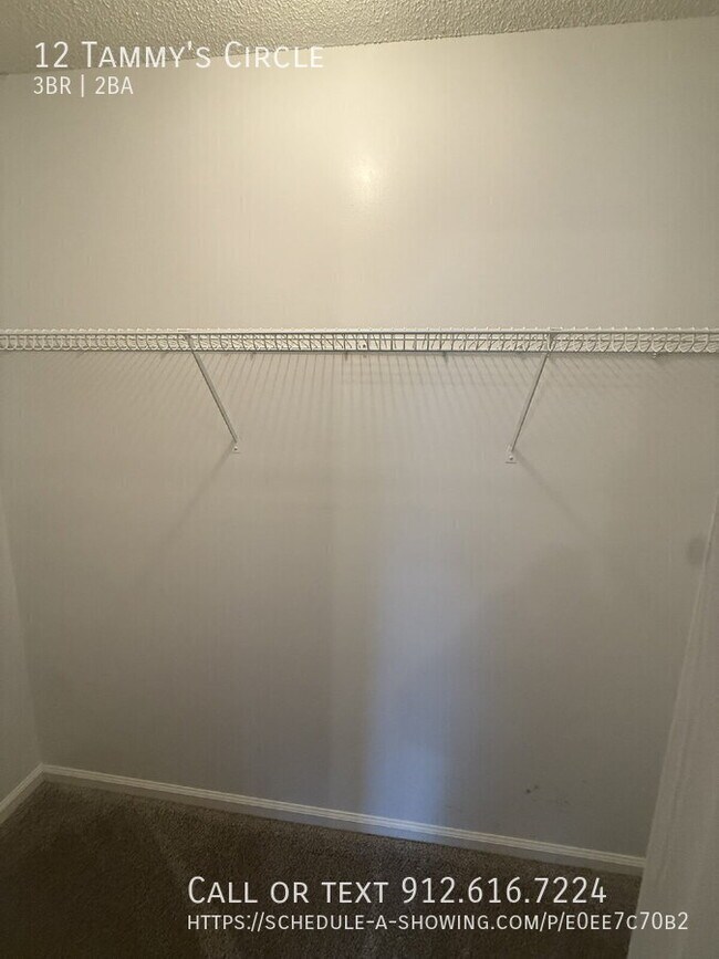 Building Photo - 12 Tammy's Cir