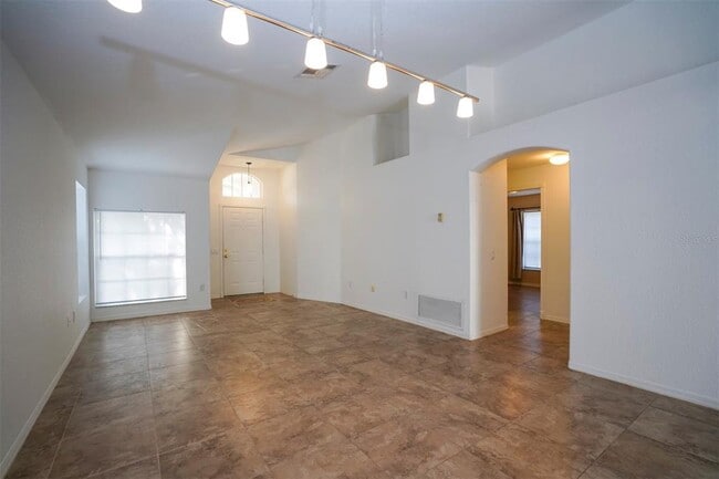 Building Photo - 5136 Sterling Manor Dr