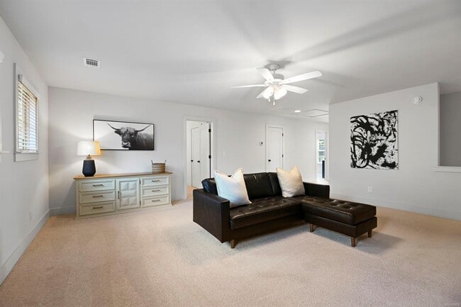 Building Photo - 1691 Pebble Creek Dr