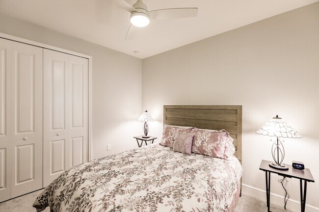 Building Photo - 11651 Solano Dr