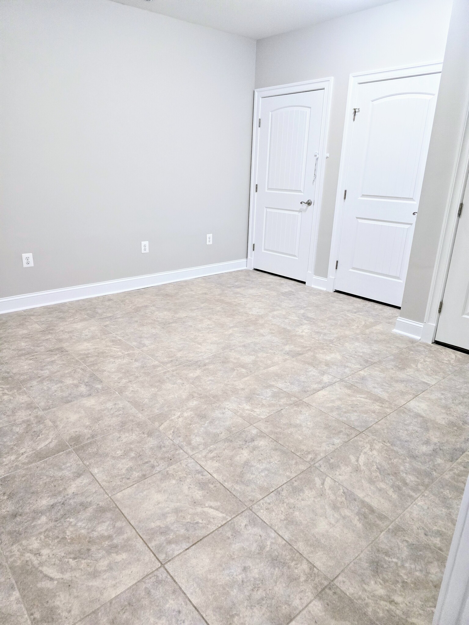 Building Photo - 10850 Misty Creek Ct