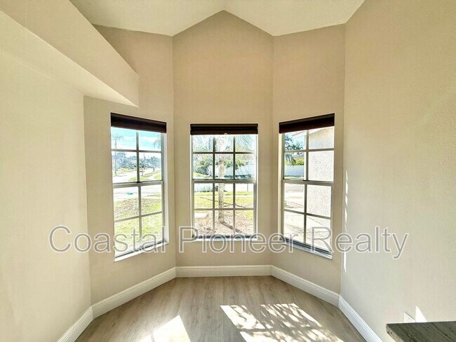 Building Photo - 8731 Huntfield St