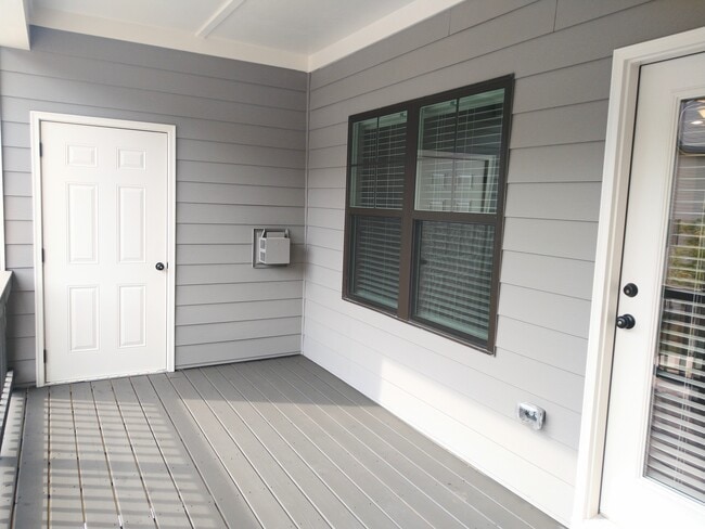 Building Photo - 419 Stovall Pl