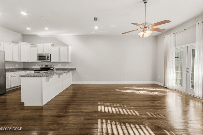 Building Photo - 118 Enchantment Falls Ln