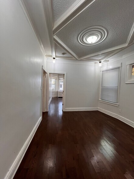 Building Photo - 256 Dwight St