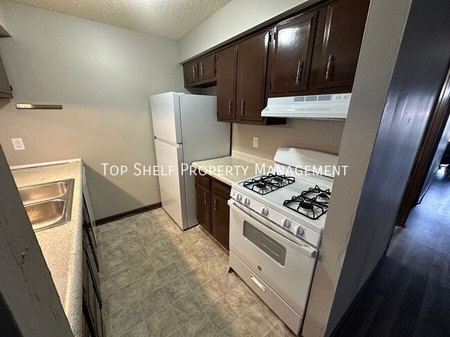 Building Photo - 1328 Williams St
