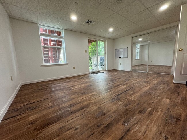Building Photo - THREE BEDROOM TOWNHOUSE- East Penn Schools