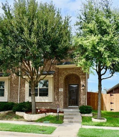 Building Photo - 5924 Round Up Ln