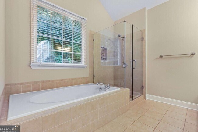 Building Photo - 5723 Vinings Retreat Way SW