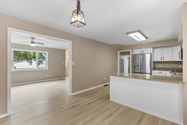 Building Photo - 3505 Hilber St