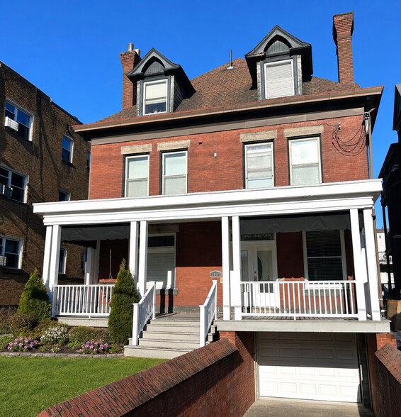 Building Photo - 5931 Walnut St