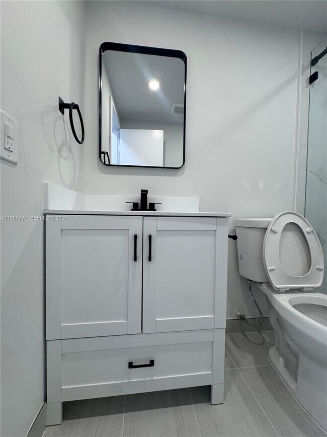 Building Photo - 455 Golden Isles Dr