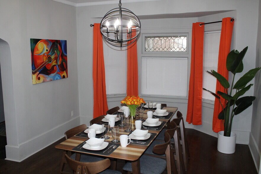 Building Photo - 298 Josephine St