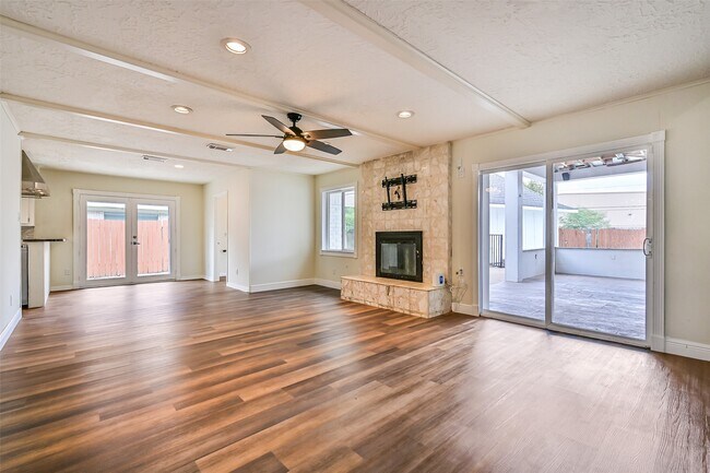 Building Photo - 9322 Petersham Dr