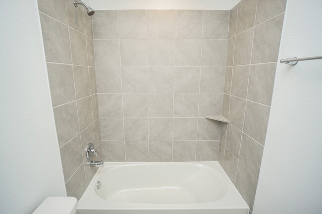 Building Photo - 3318 Parker Trce Dr