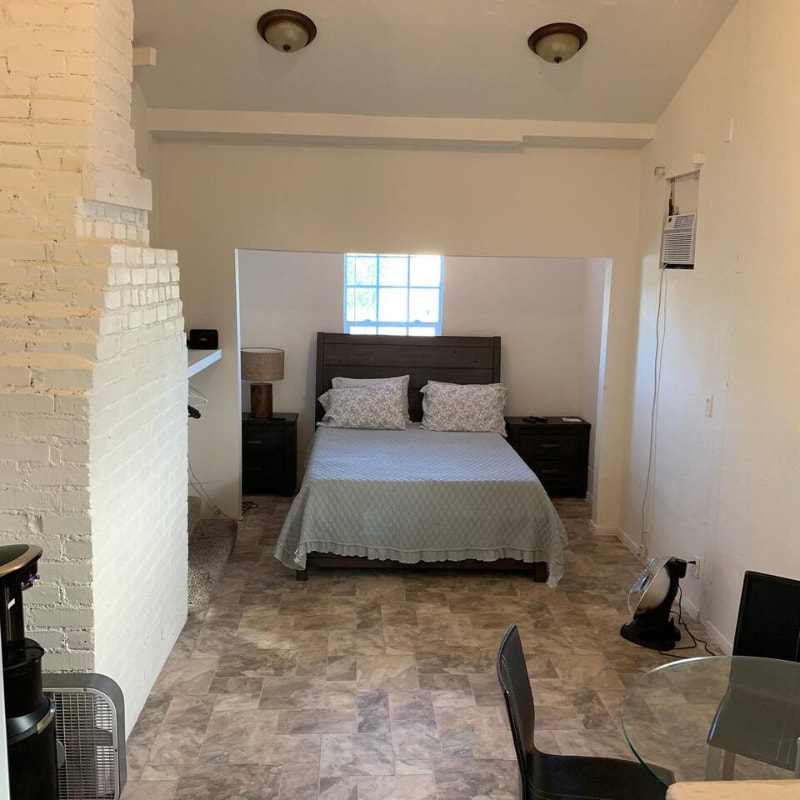 Building Photo - 11744 Archwood St