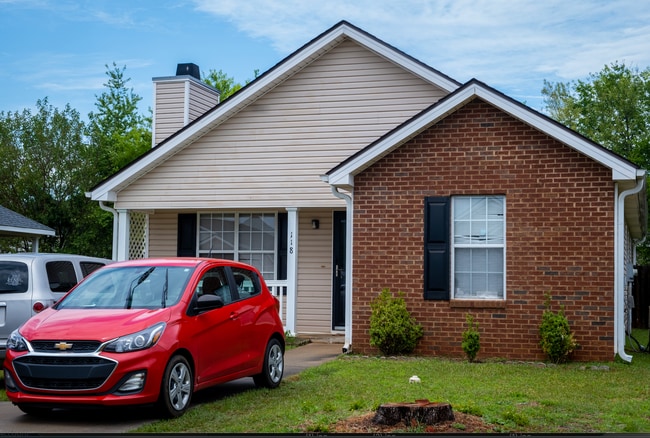 Building Photo - 118 Brandonshire Ln