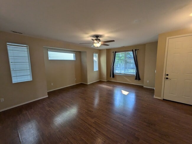 Building Photo - 7608 Traditions Ave NE