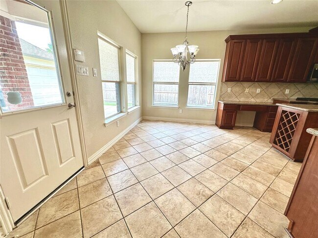 Building Photo - 26223 Longmont Park Ln