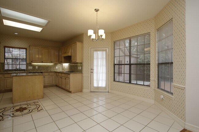 Building Photo - 13618 Shadow Falls Ct