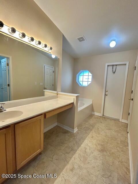 Building Photo - 3865 La Flor Dr