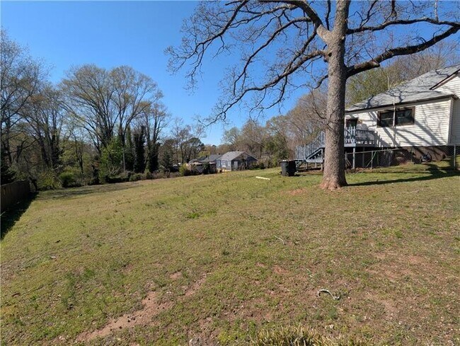 Building Photo - 2601 Semmes St