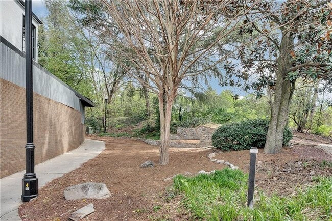 Building Photo - 821 Ralph McGill Blvd NE