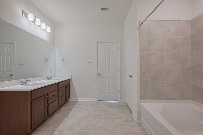 Building Photo - 5727 Texas Sage Dr