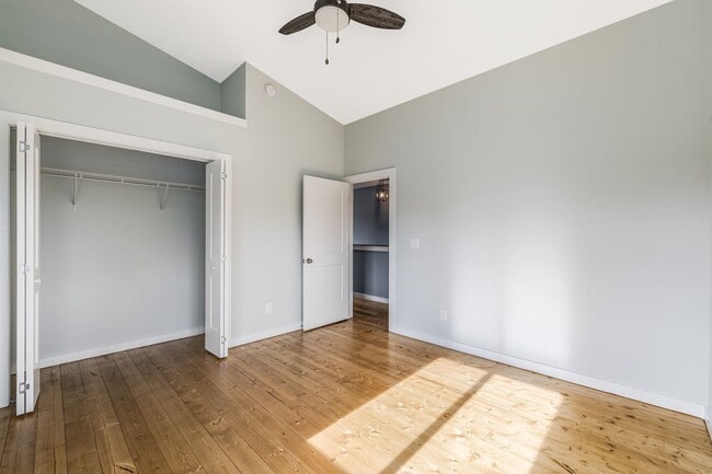 Building Photo - Newly-Built 2-Bedroom Home in Woodfin/Nort...