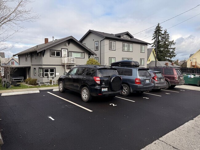 Building Photo - 1314 High St