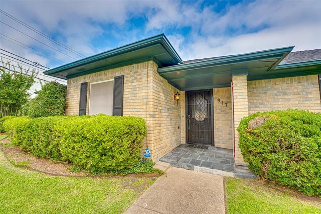 Building Photo - 917 Meadowgate Dr