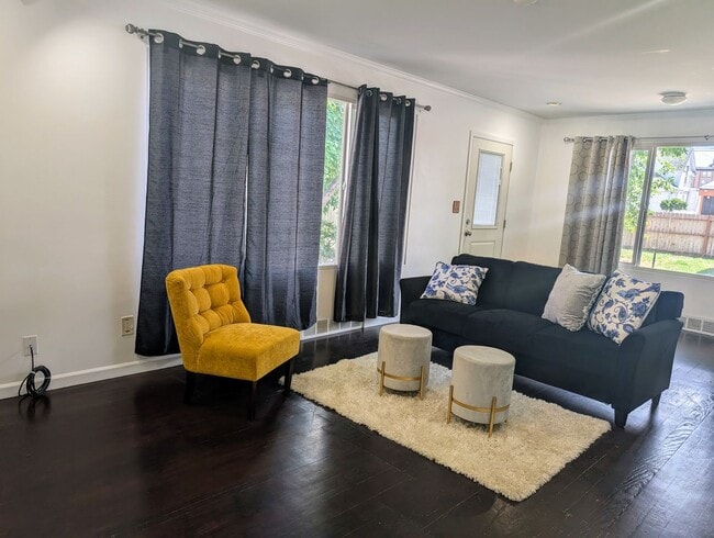 Building Photo - Beautiful Home 4bd 3bath