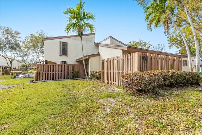 Building Photo - 11522 SW 109th Rd