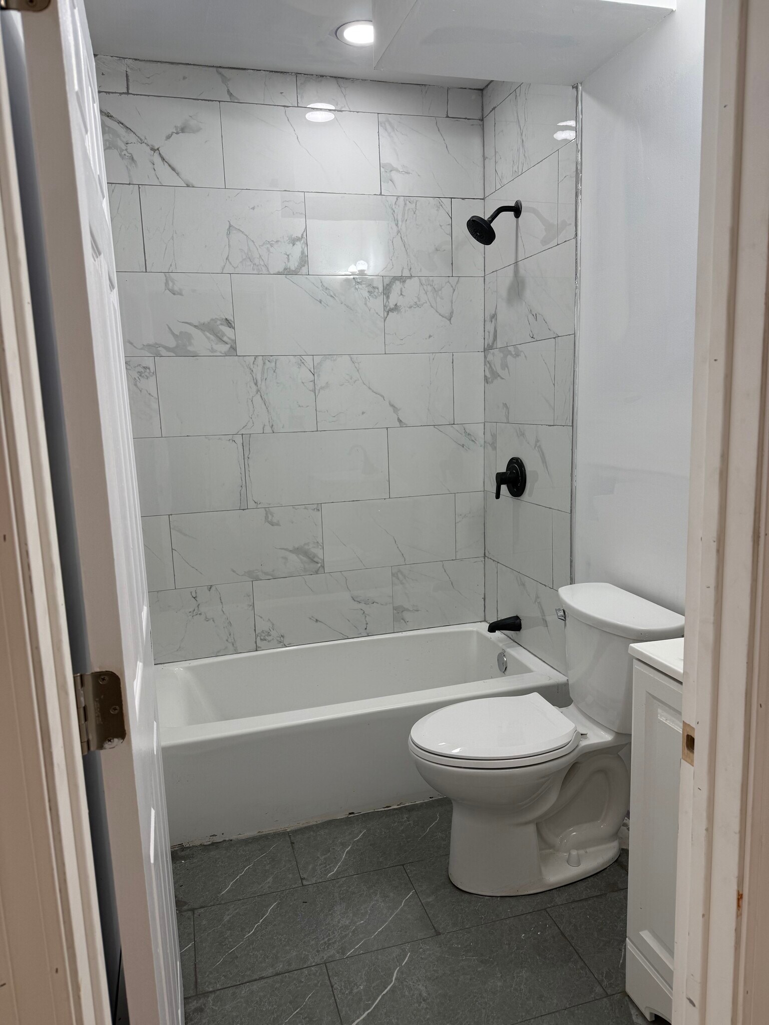 Building Photo - 76 Lowell St