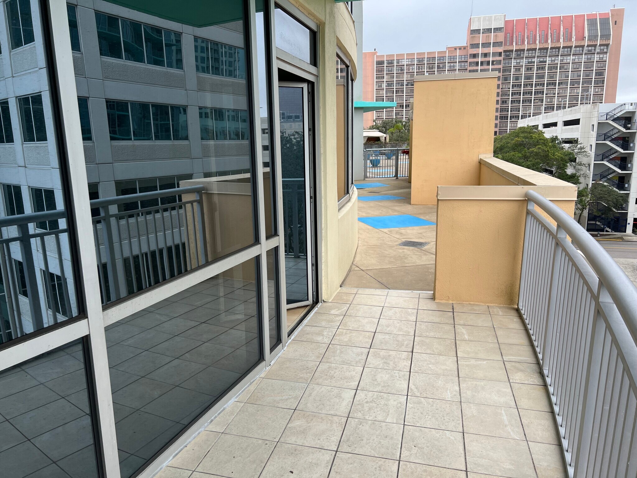 Large patio going to the pool - 322 E Central