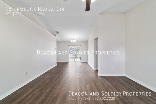 Building Photo - 18 Hemlock Radial Cir