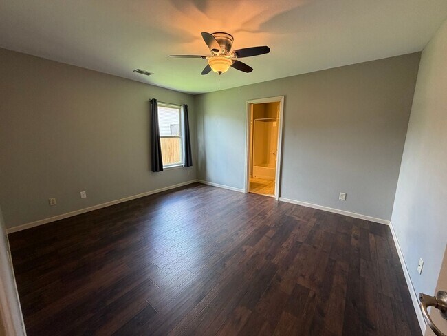 Building Photo - 16258 Hailey Ln
