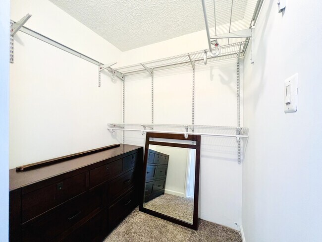 Building Photo - 5300 Holmes Run Pky