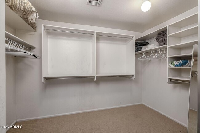Building Photo - 2293 S 161st Ave