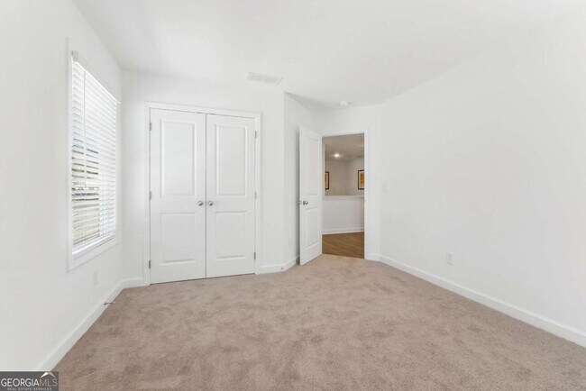 Building Photo - 3720 Denton Dr