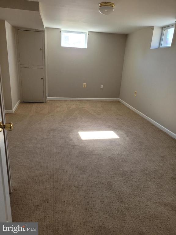 Building Photo - 120 Northwood Dr