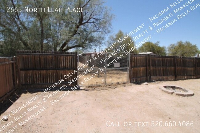 Building Photo - 2665 N Leah Pl