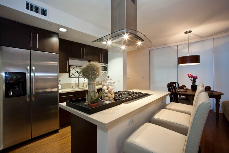 Building Photo - Oxy Lofts